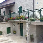 Cetina - With A View Appartamento Milasi