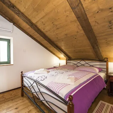 Cetina - With A View