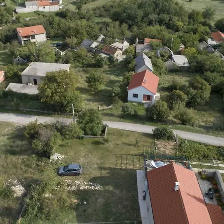 Cetina - With A View Milasi