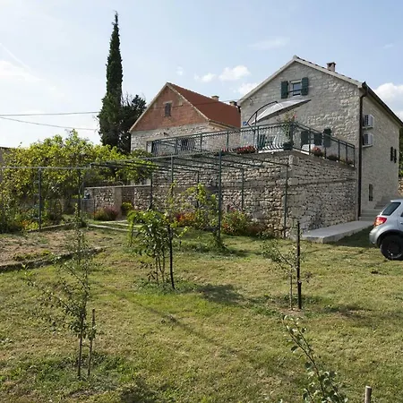 Cetina - With A View Apartman Milasi