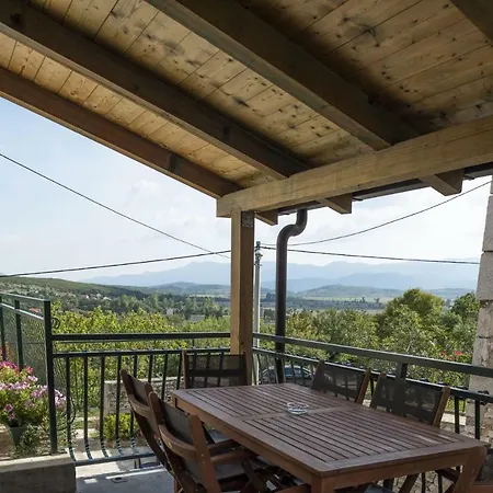 Apartman Cetina - With A View