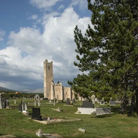 Apartman Cetina - With A View *