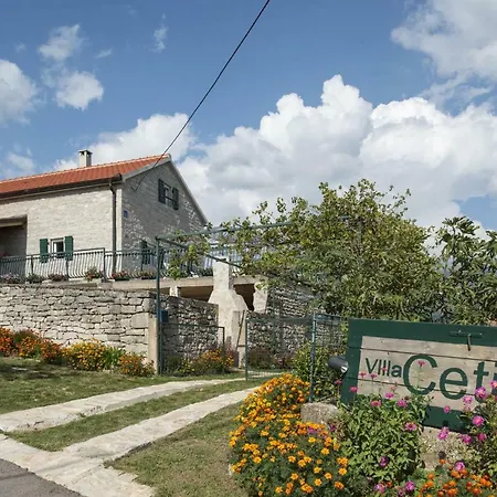 Apartman Cetina - With A View *