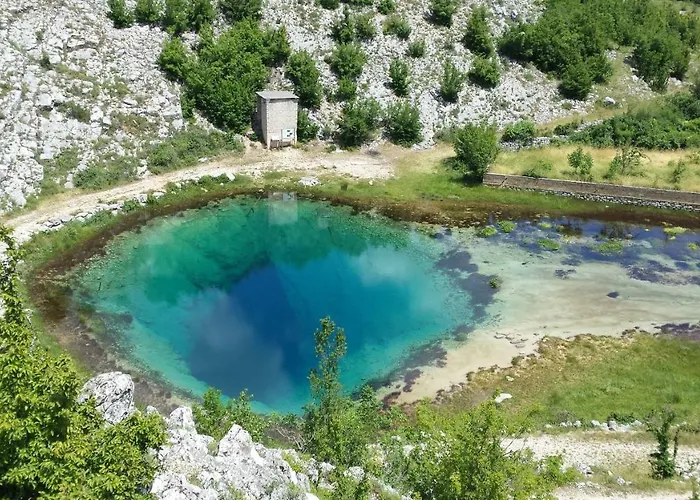 Cetina - With A View Milasi