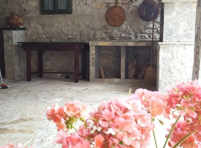 Cetina - With A View Appartement