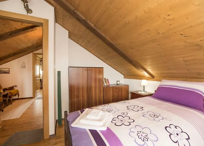 Cetina - With A View Apartment Milasi