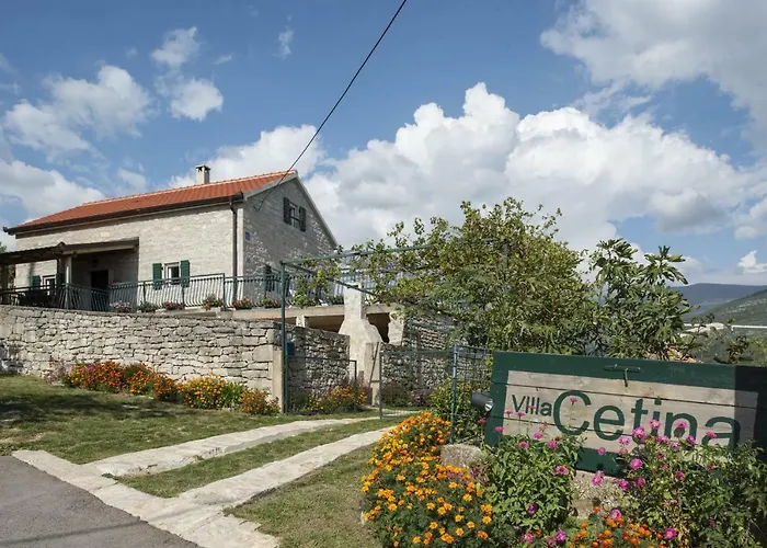 Appartement Cetina - With A View *